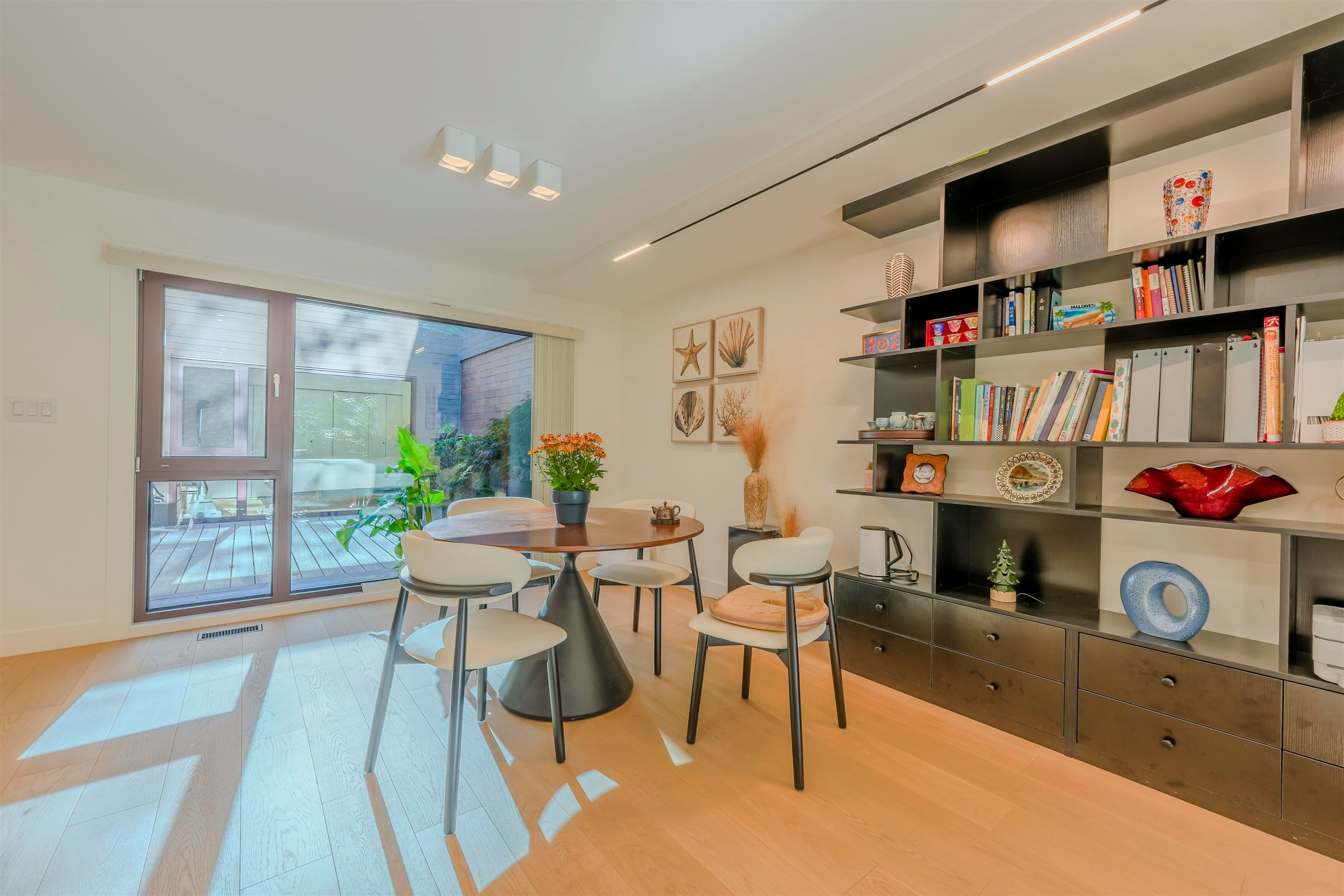 426 Greensboro Place, Vancouver, BC, V5X 4M4 - 12