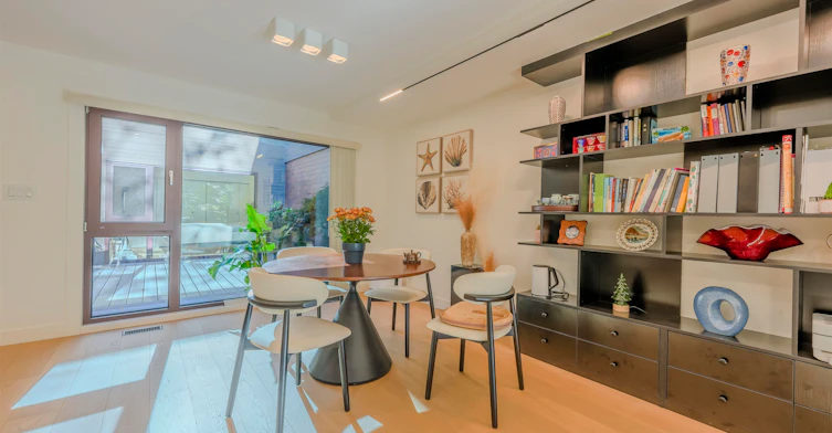 426 Greensboro Place, Vancouver, BC, V5X 4M4 - 12