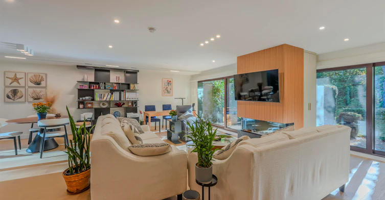 426 Greensboro Place, Vancouver, BC, V5X 4M4 - 16