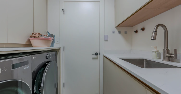 426 Greensboro Place, Vancouver, BC, V5X 4M4 - 25