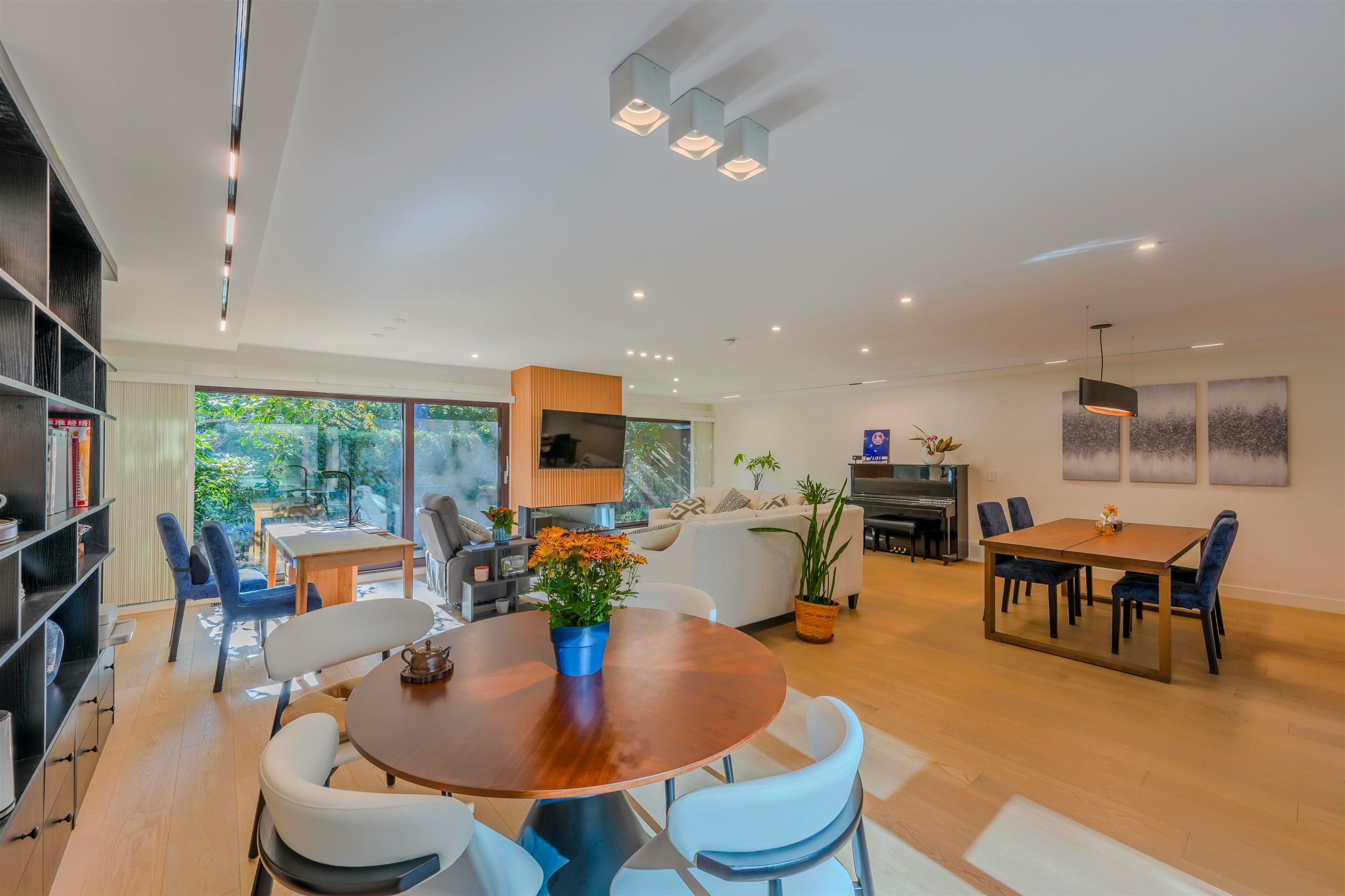 426 Greensboro Place, Vancouver, BC, V5X 4M4 - 11