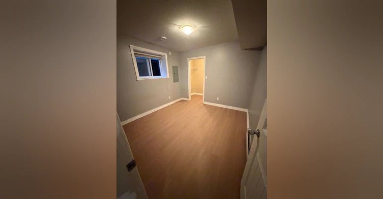 Bsmt-7109 195 Street, Surrey, BC, V4N 5Y7 - 5