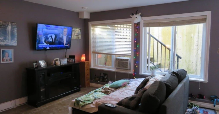 Bsmt-7109 195 Street, Surrey, BC, V4N 5Y7