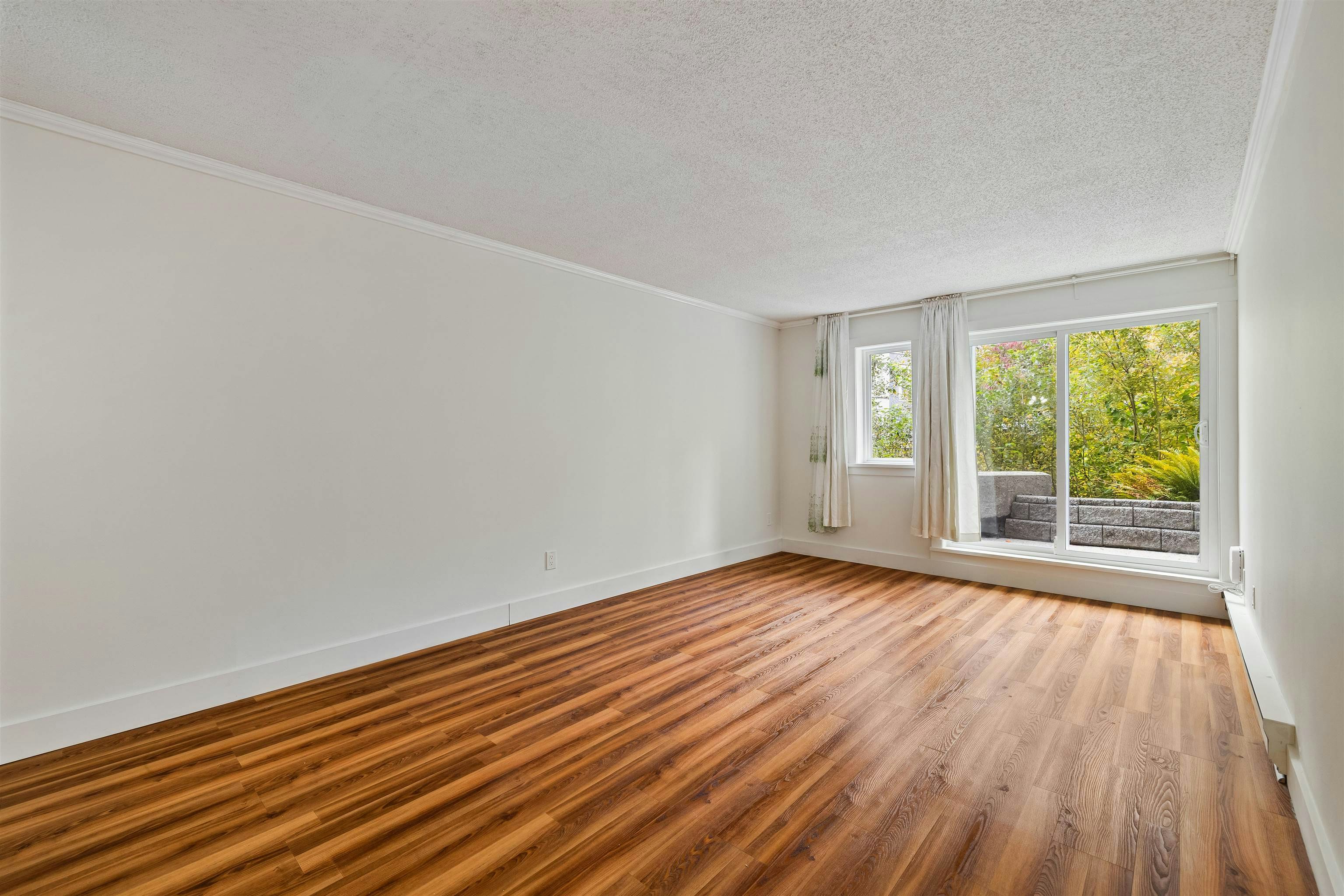 106-9880 Manchester Drive - 2