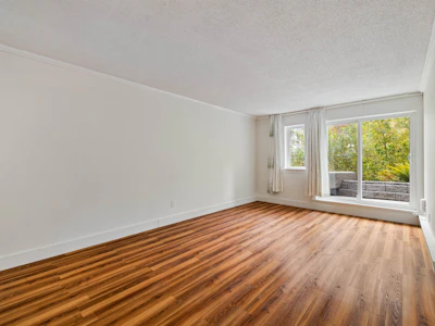106-9880 Manchester Drive - 2