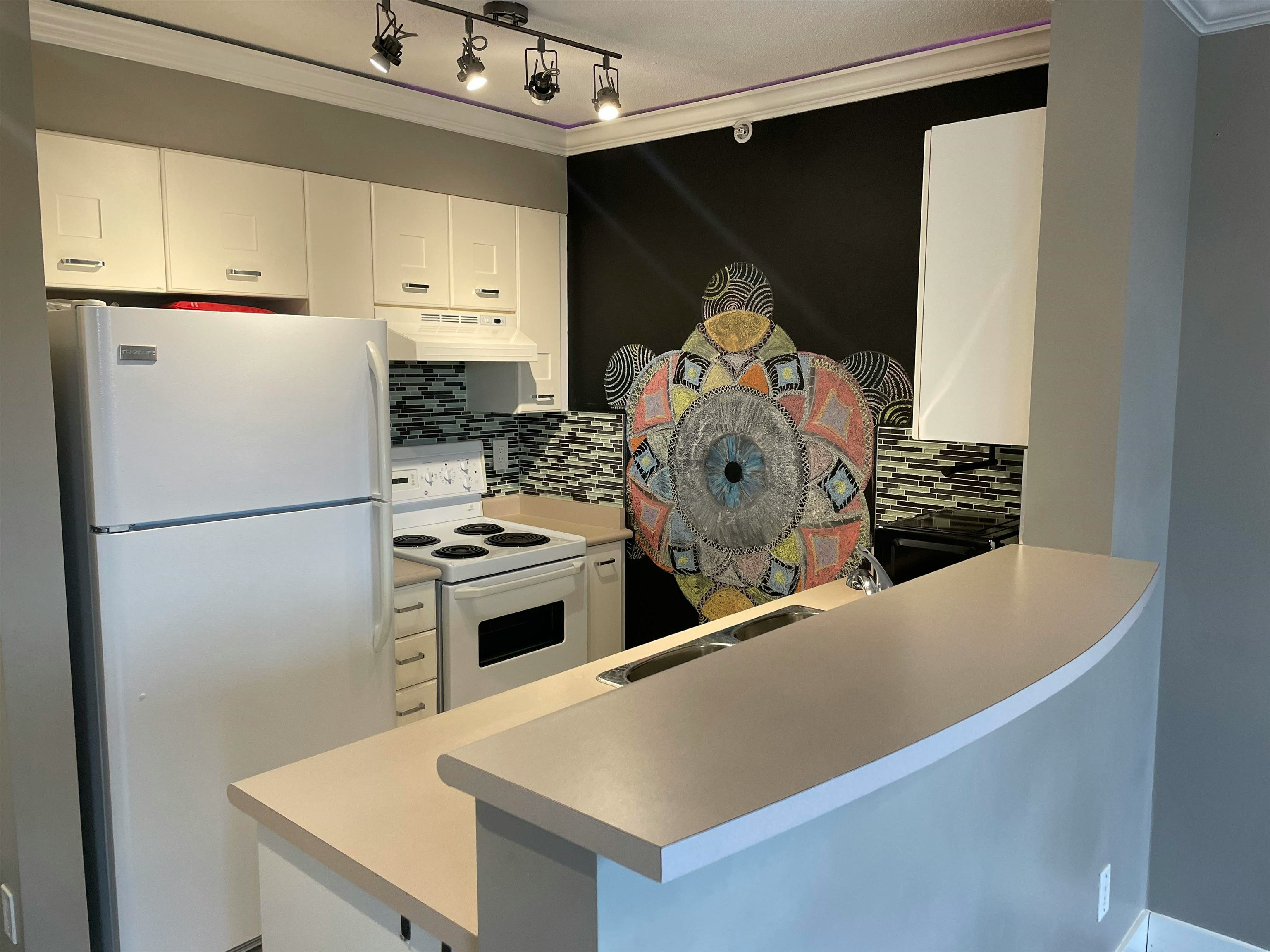 909-3438 Vanness Avenue, Vancouver, BC, V5R 6E7