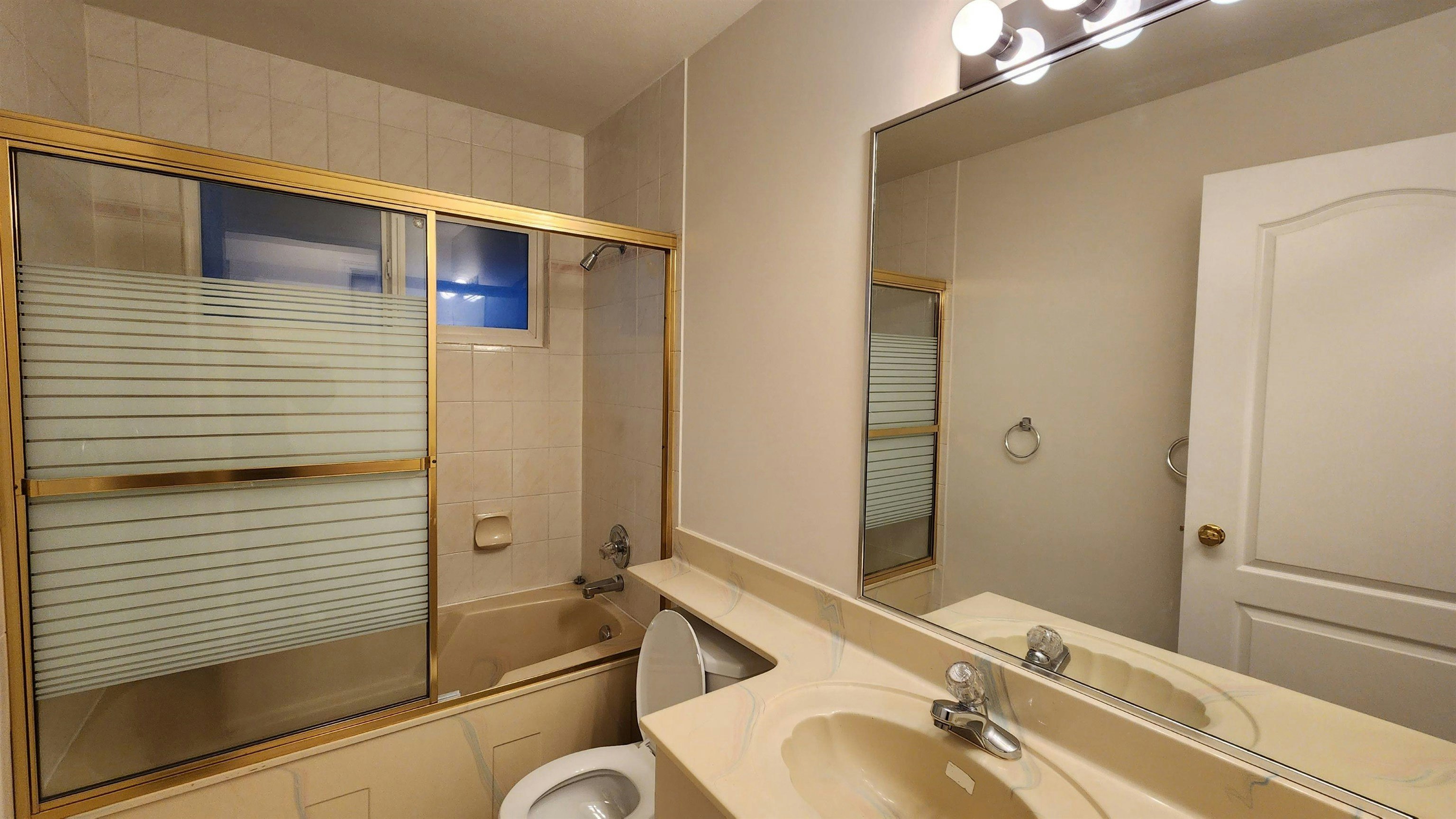 BSMT-2310 Ninth Avenue, New Westminster, BC, V3M 3H3 - 6