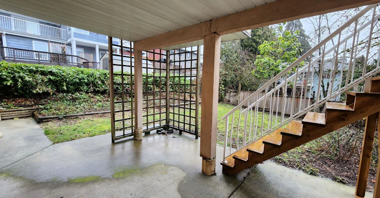 BSMT-2310 Ninth Avenue, New Westminster, BC, V3M 3H3 - 2