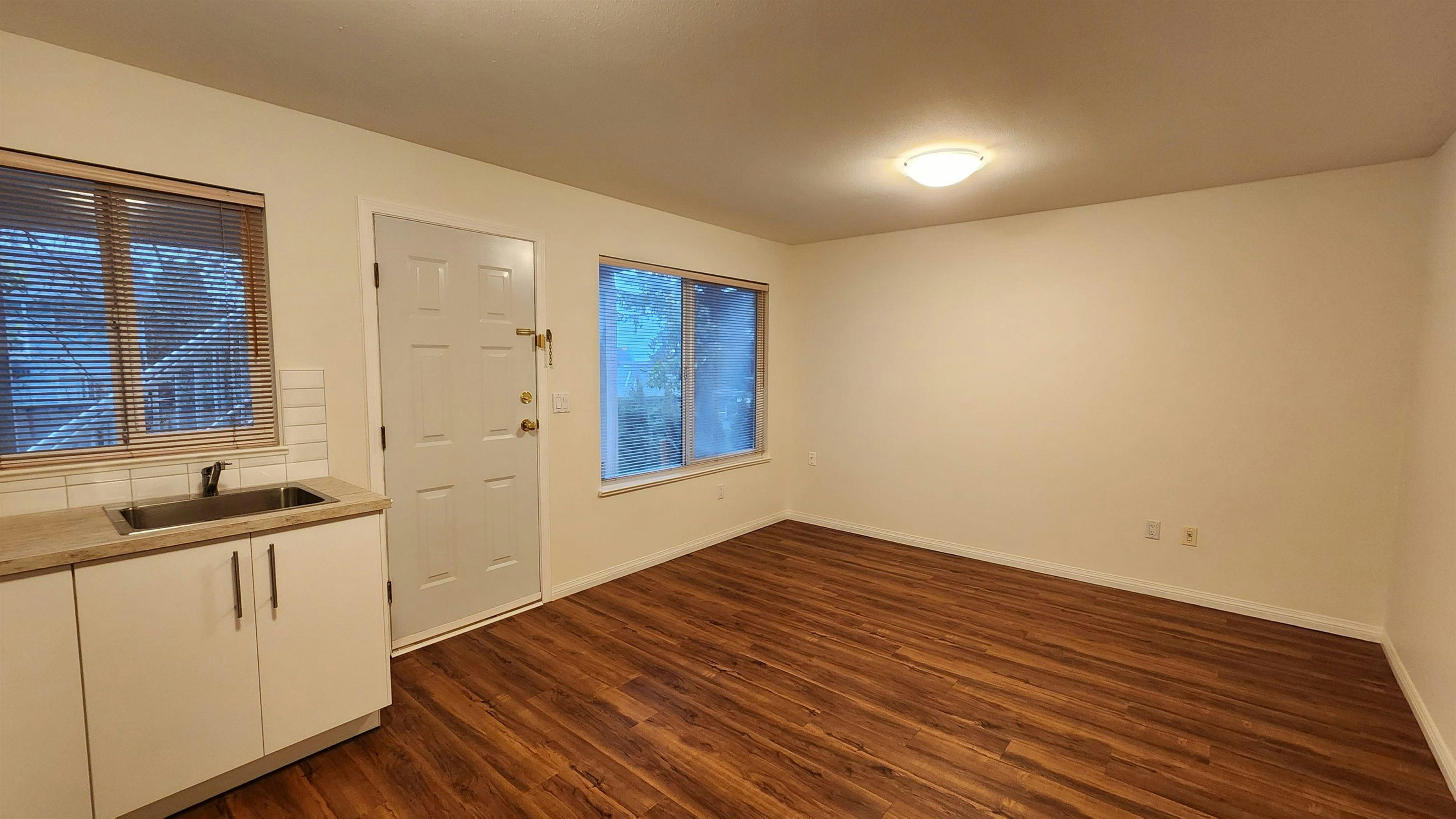 BSMT-2310 Ninth Avenue, New Westminster, BC, V3M 3H3 - 3