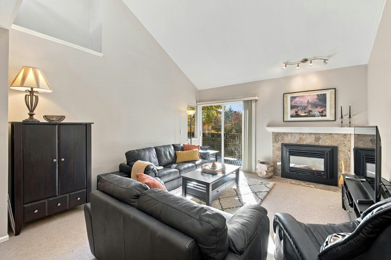 806 Roche Point Drive, North Vancouver, BC, V7H 2T8