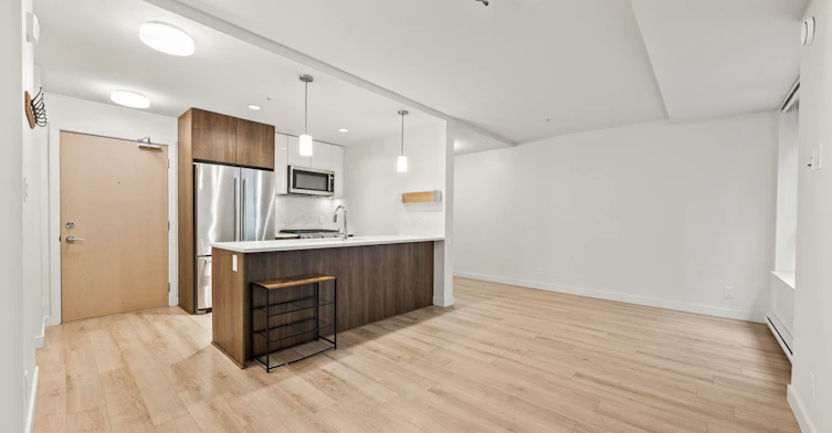 104-2188 Madison Avenue, Burnaby, BC, V5C 0J8 - 5