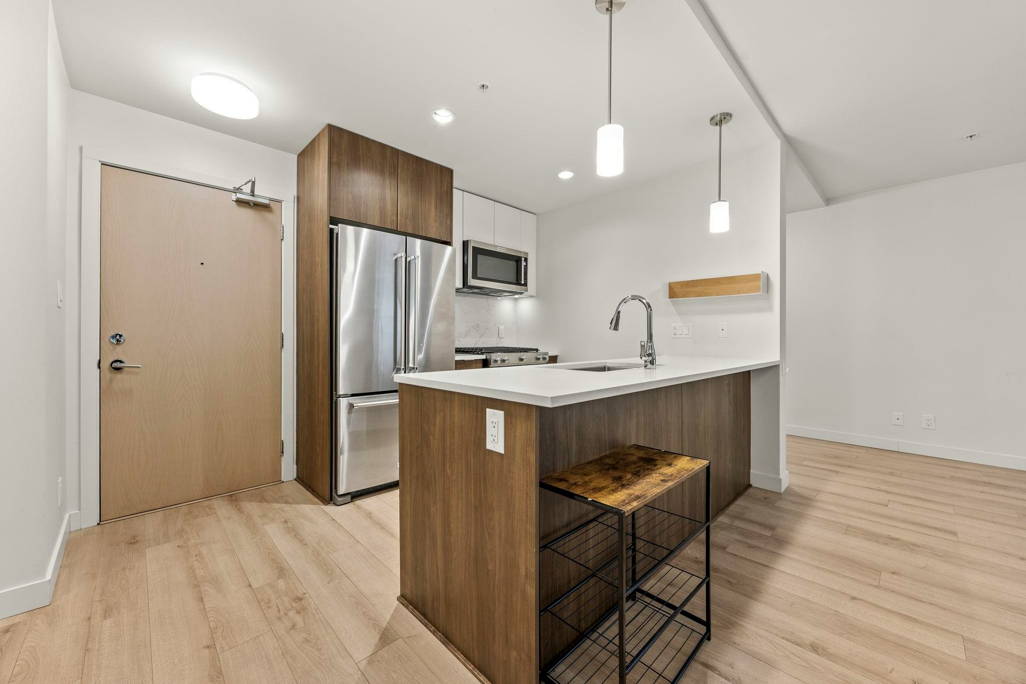 104-2188 Madison Avenue, Burnaby, BC, V5C 0J8 - 16