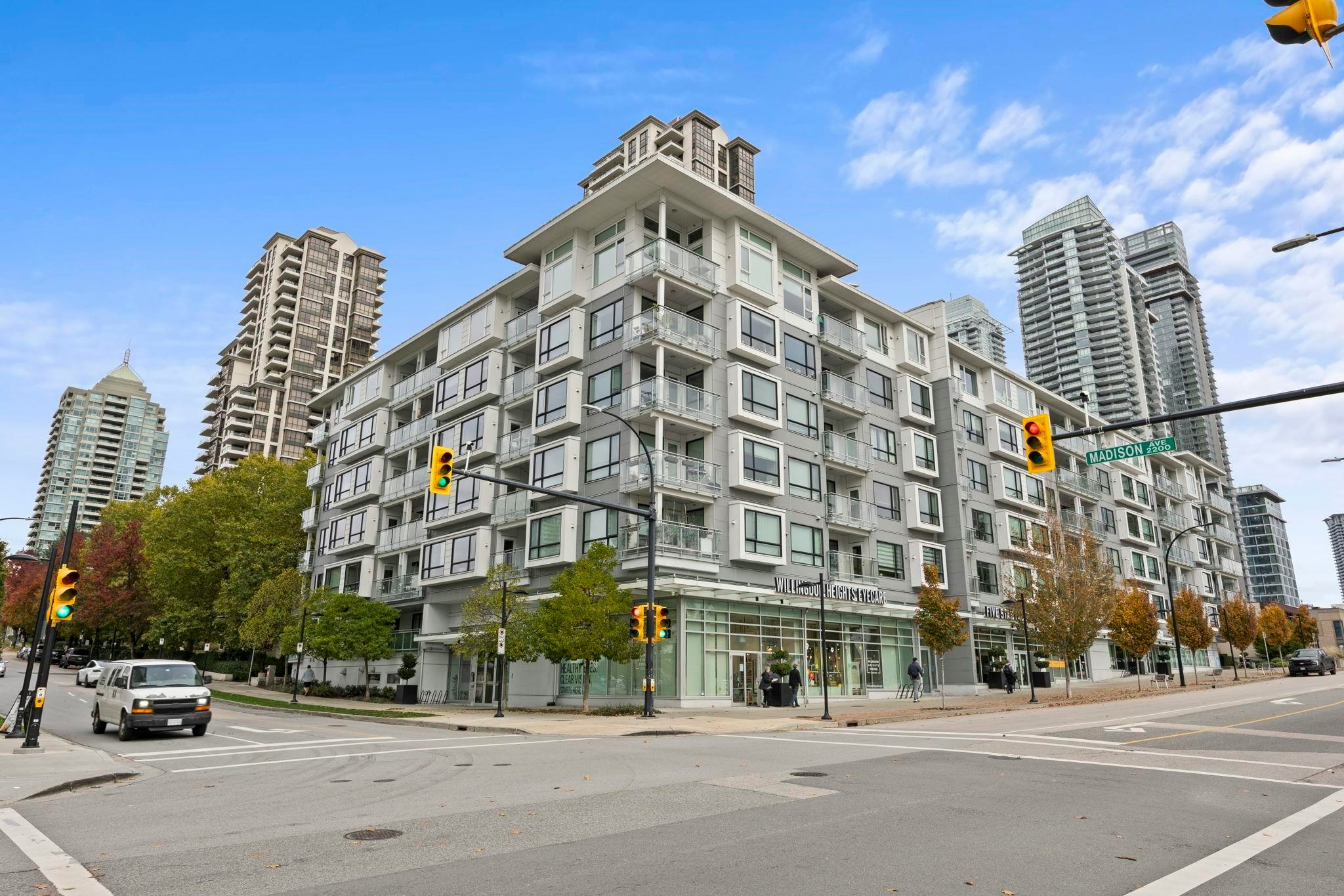 104-2188 Madison Avenue, Burnaby, BC, V5C 0J8
