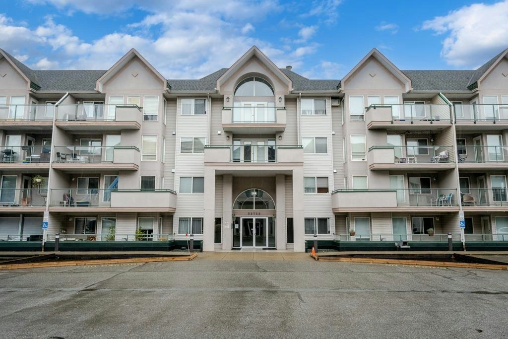 312-33738 King Road, Abbotsford, BC, V2S 8J5