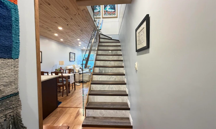 C-733 W 16th Avenue
