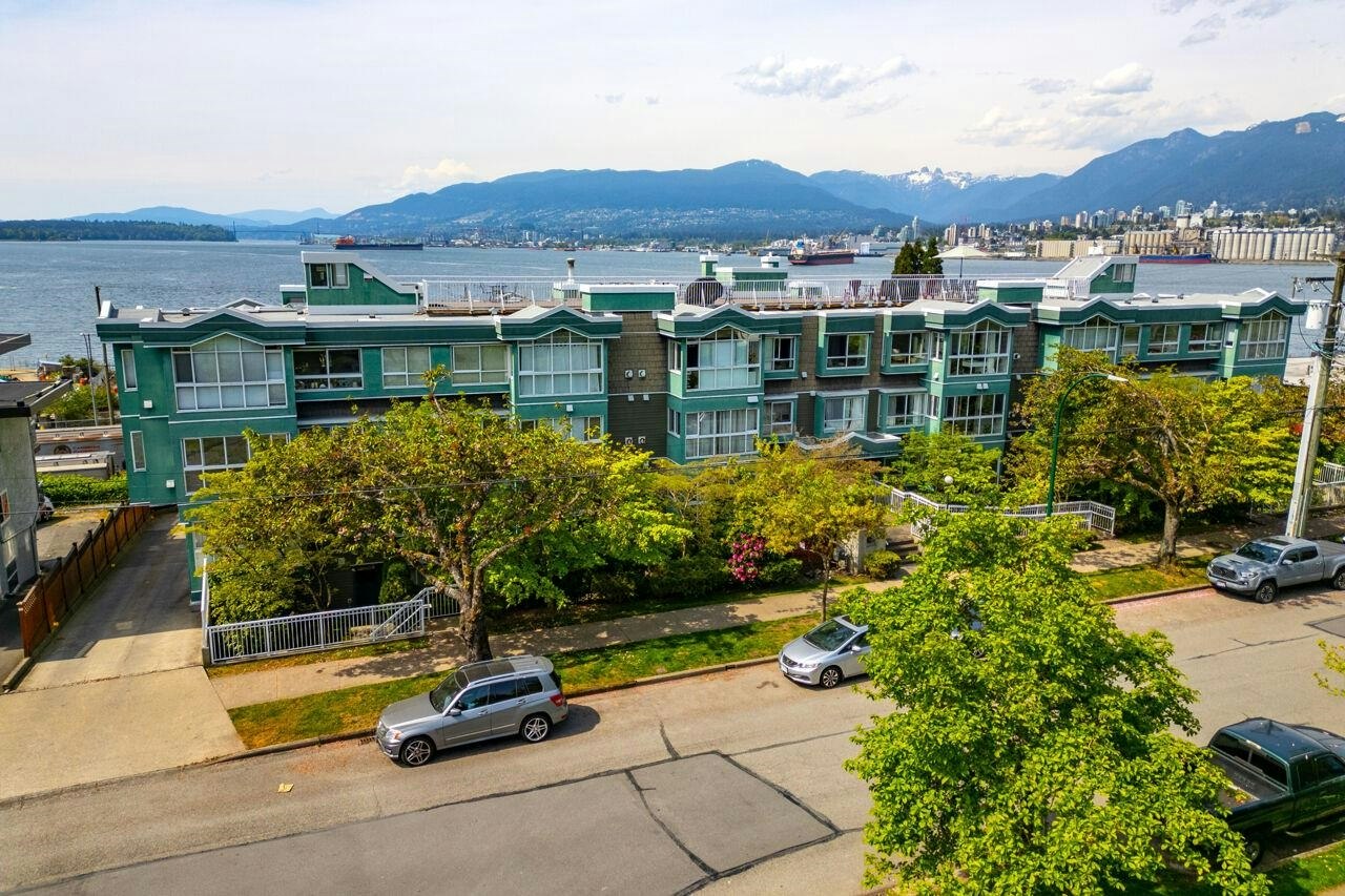 106-2211 Wall Street, Vancouver, BC, V5L 1G4