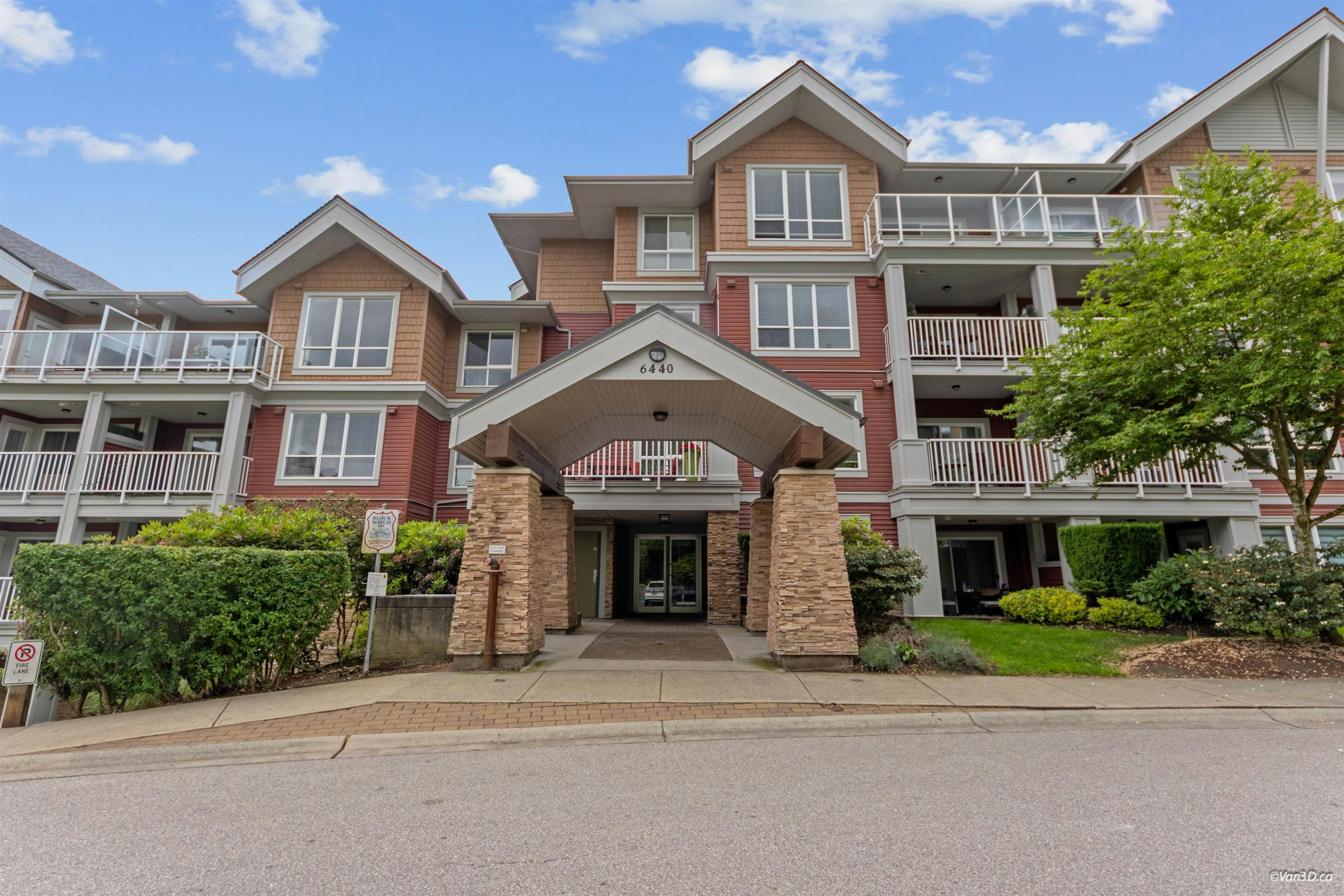 215-6440 194 Street, Surrey, BC, V4N 6J7