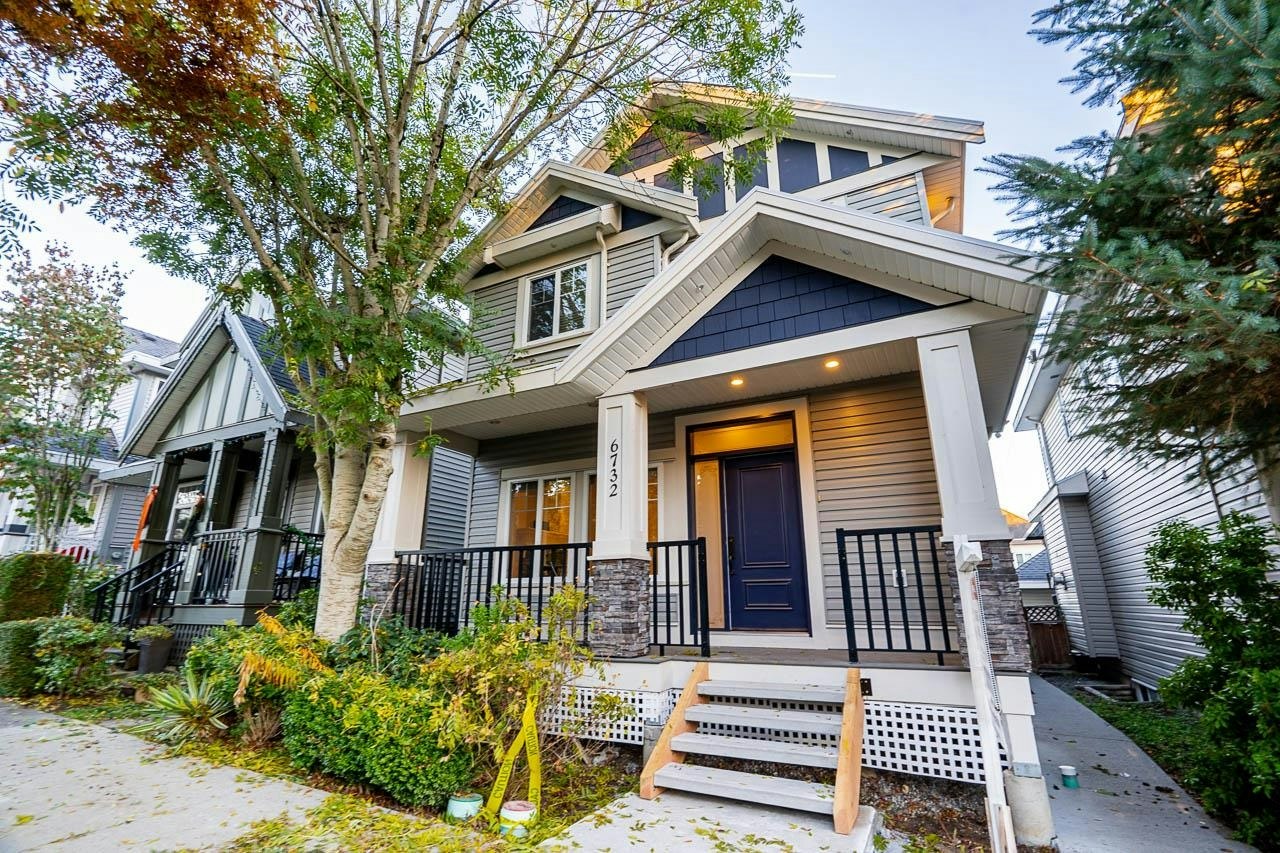 6732 191a Street, Surrey, BC, V4N 6A4