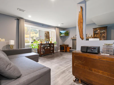 20 Robertson Crescent - 5