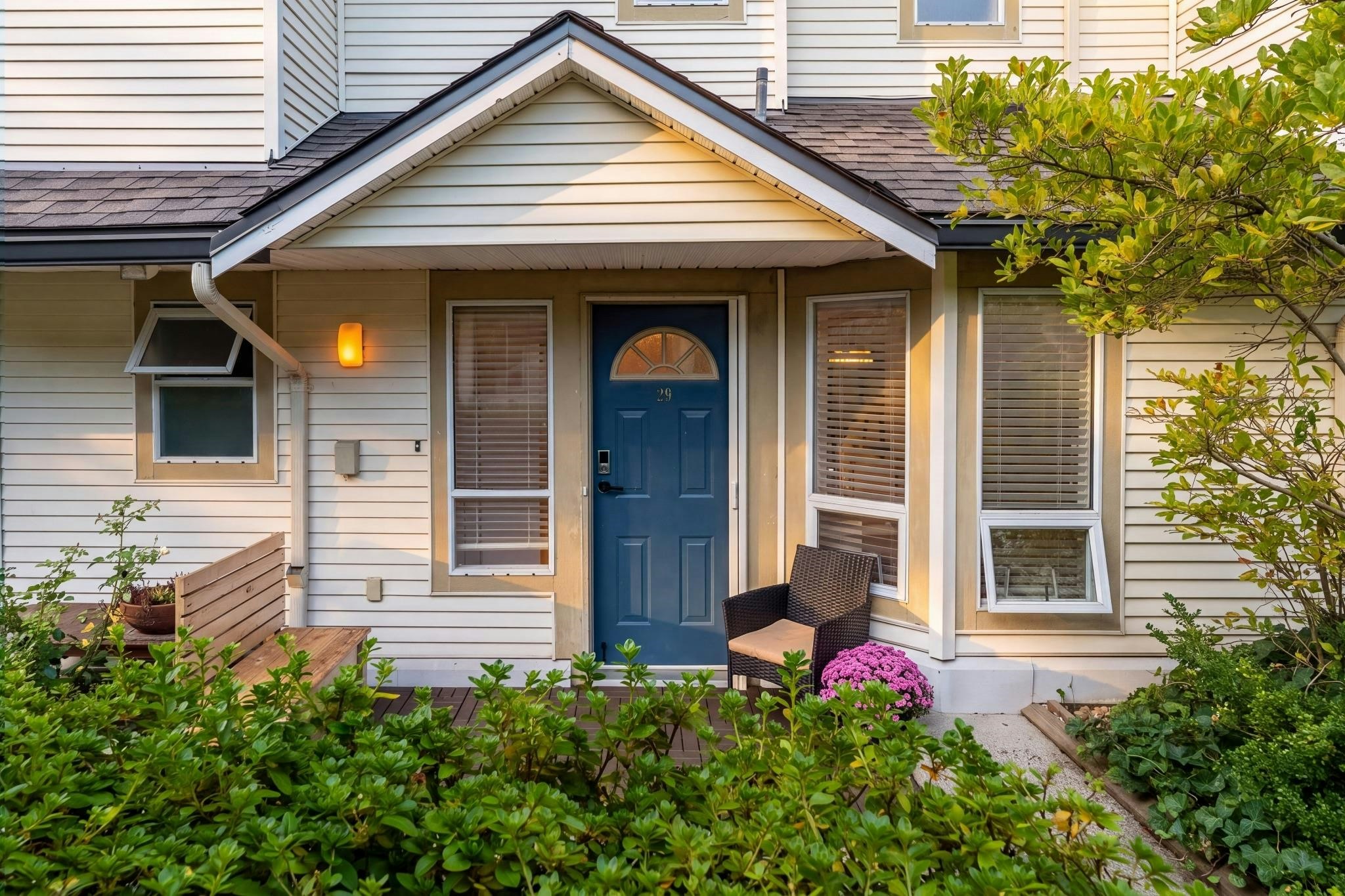 29-4311 Sophia Street, Vancouver, BC, V5V 3V6