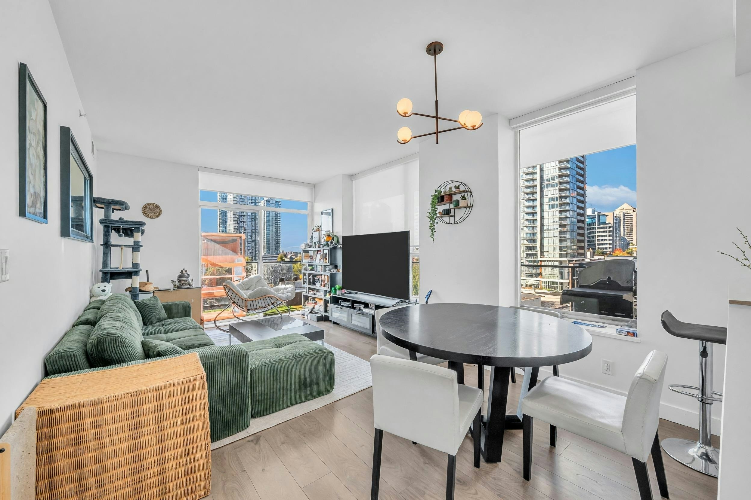 707-4465 Juneau Street - 5