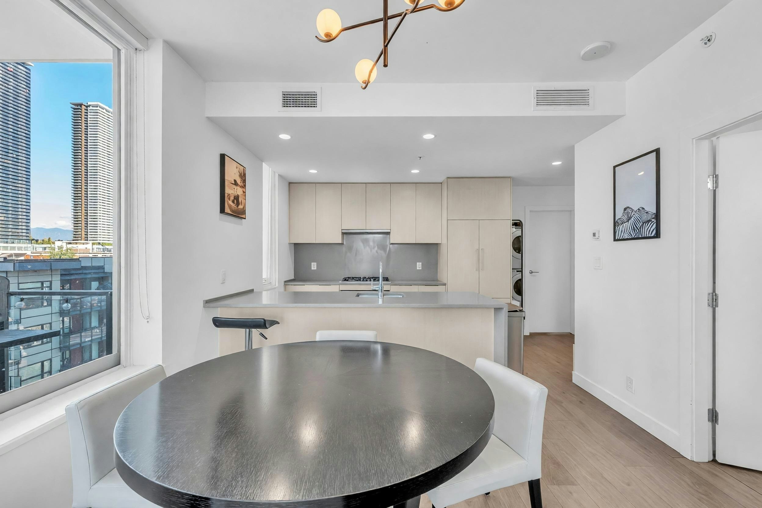 707-4465 Juneau Street - 4