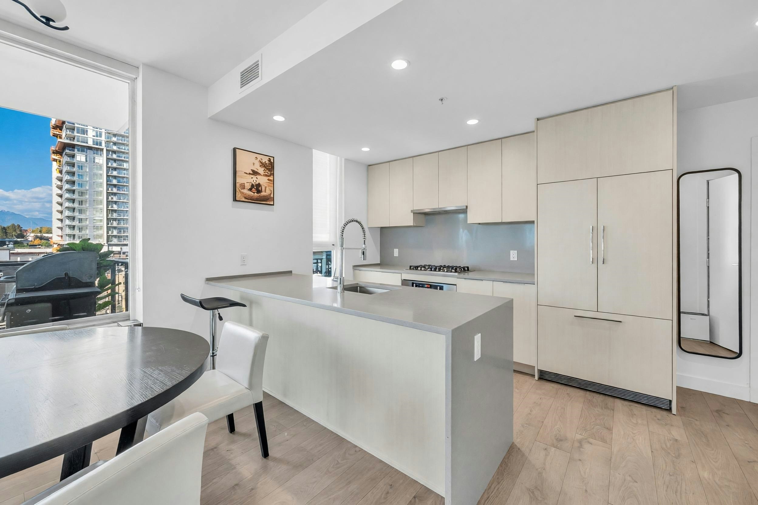 707-4465 Juneau Street - 2