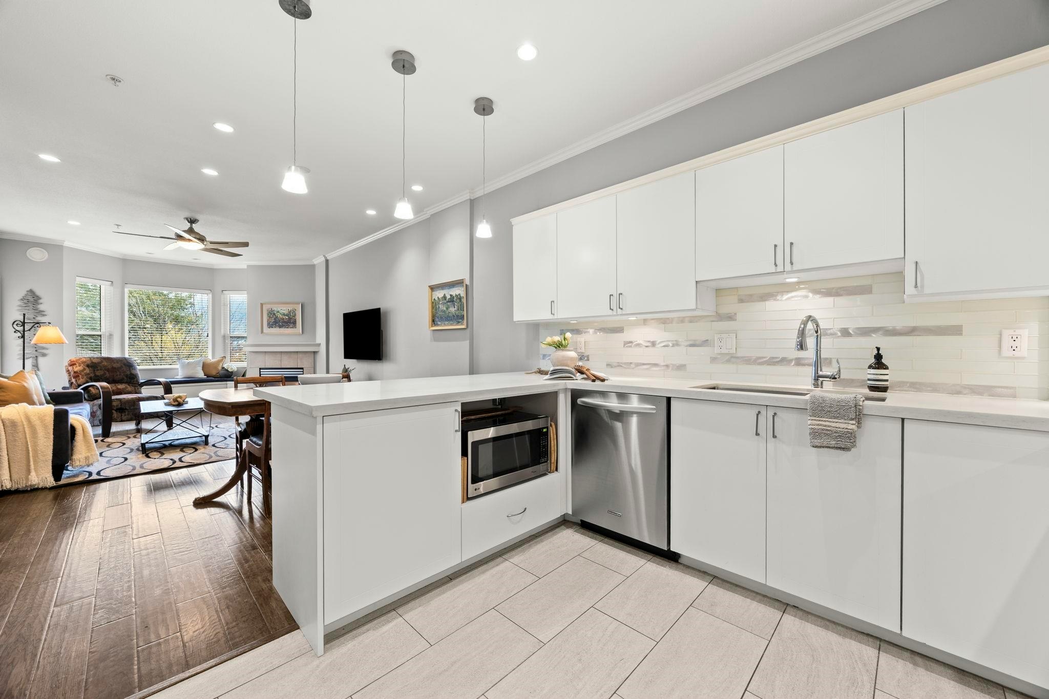 103-121 Shoreline Circle - 3