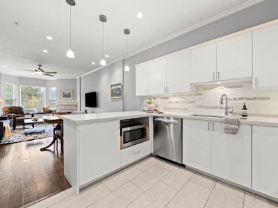 103-121 Shoreline Circle - 3