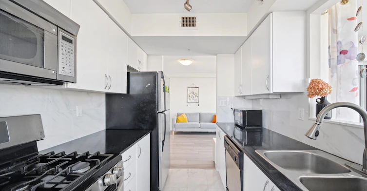 110X-63 Keefer Place, Vancouver, BC, V6B 6N6 - 10