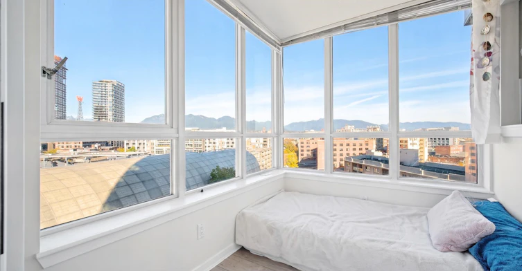 110X-63 Keefer Place, Vancouver, BC, V6B 6N6 - 9