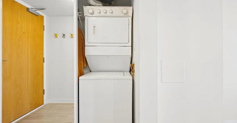 110X-63 Keefer Place, Vancouver, BC, V6B 6N6 - 18