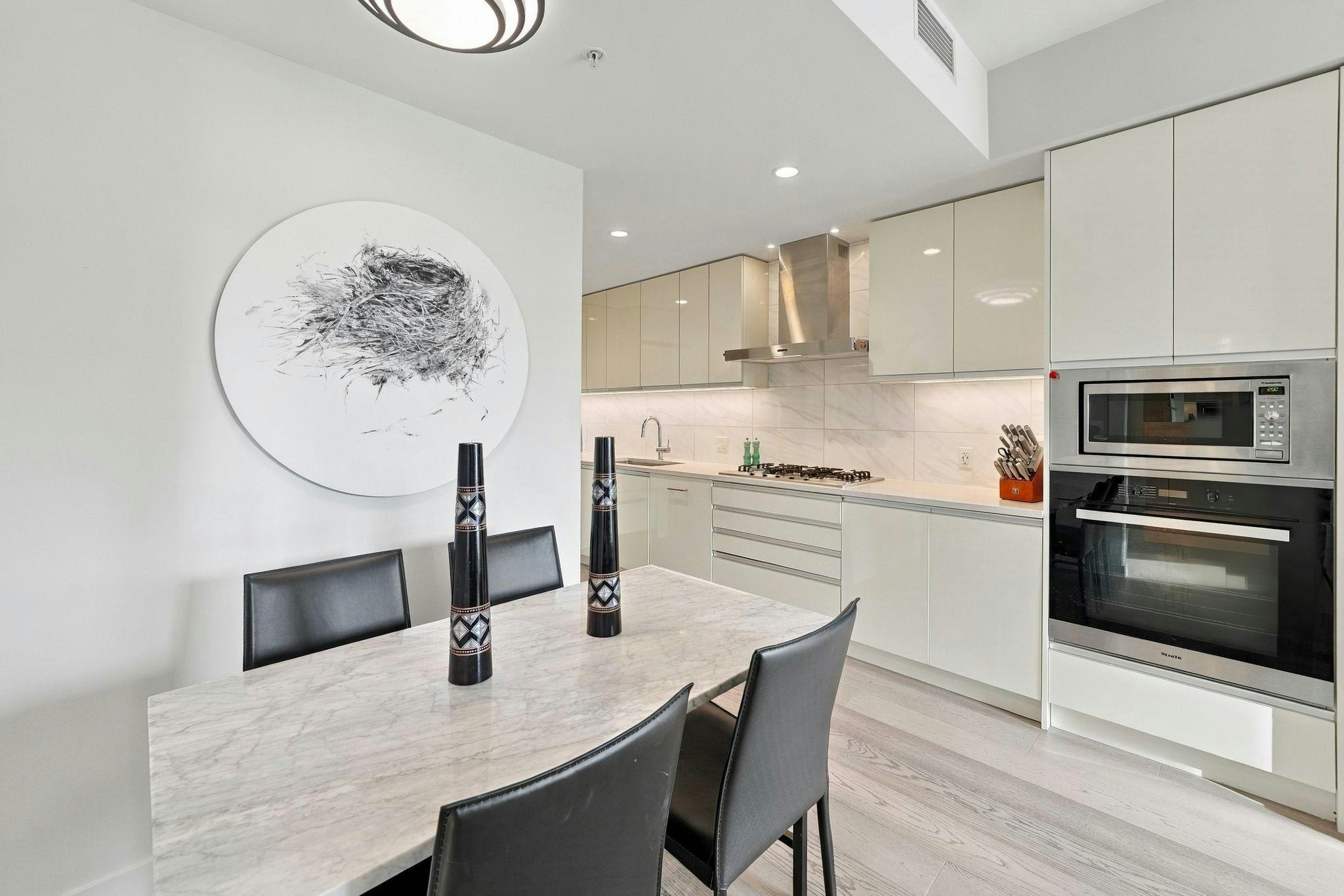 401-528 W King Edward Avenue - 2