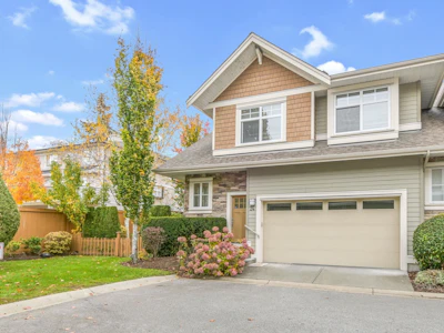 24-2456 163 Street - 2