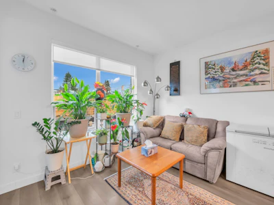 210-648 Lea Avenue - 2