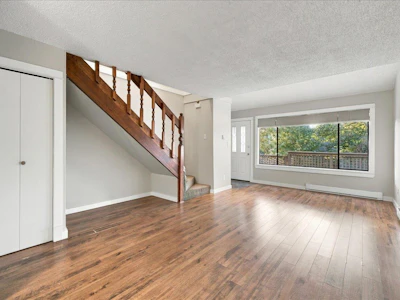 4904 47a Avenue - 4