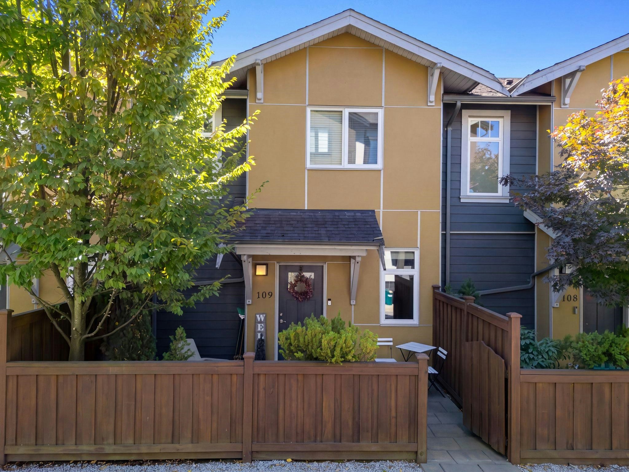 109-801 Roderick Avenue, Coquitlam, BC, V3K 1P7