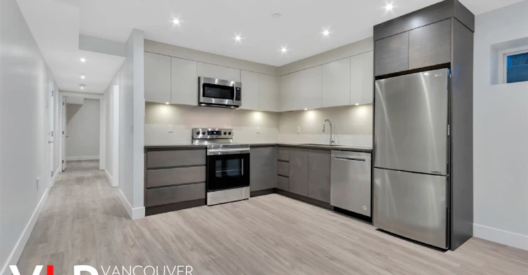 3656 Prince Edward Street, Vancouver, BC, V5V 1R3 - 2