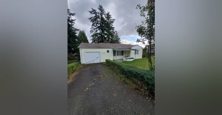 1388 Kent Street, Surrey, BC, V4B 4T7