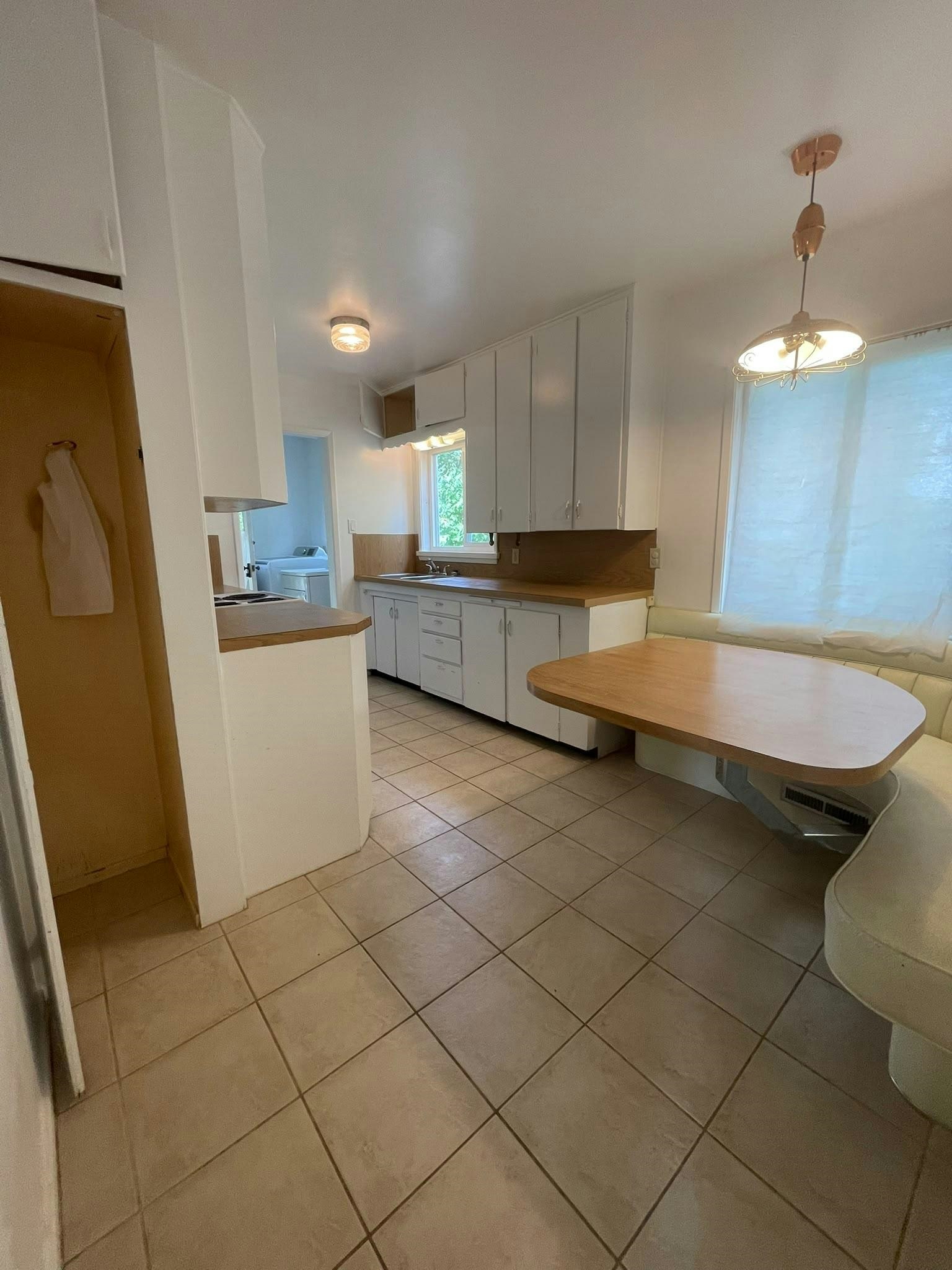 1388 Kent Street, Surrey, BC, V4B 4T7 - 10