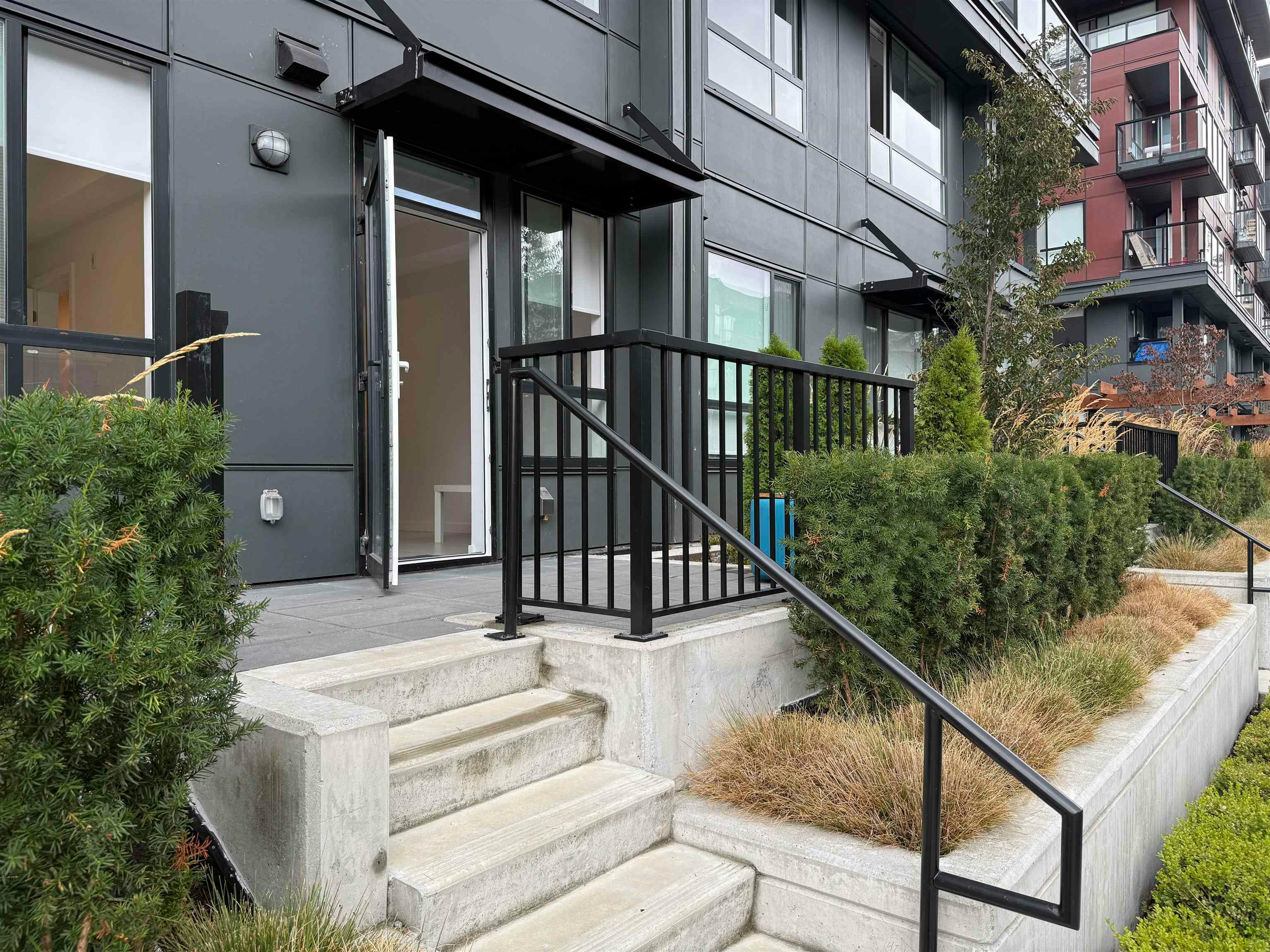 W111-13838 108 Avenue, Surrey, BC, V3T 0T8