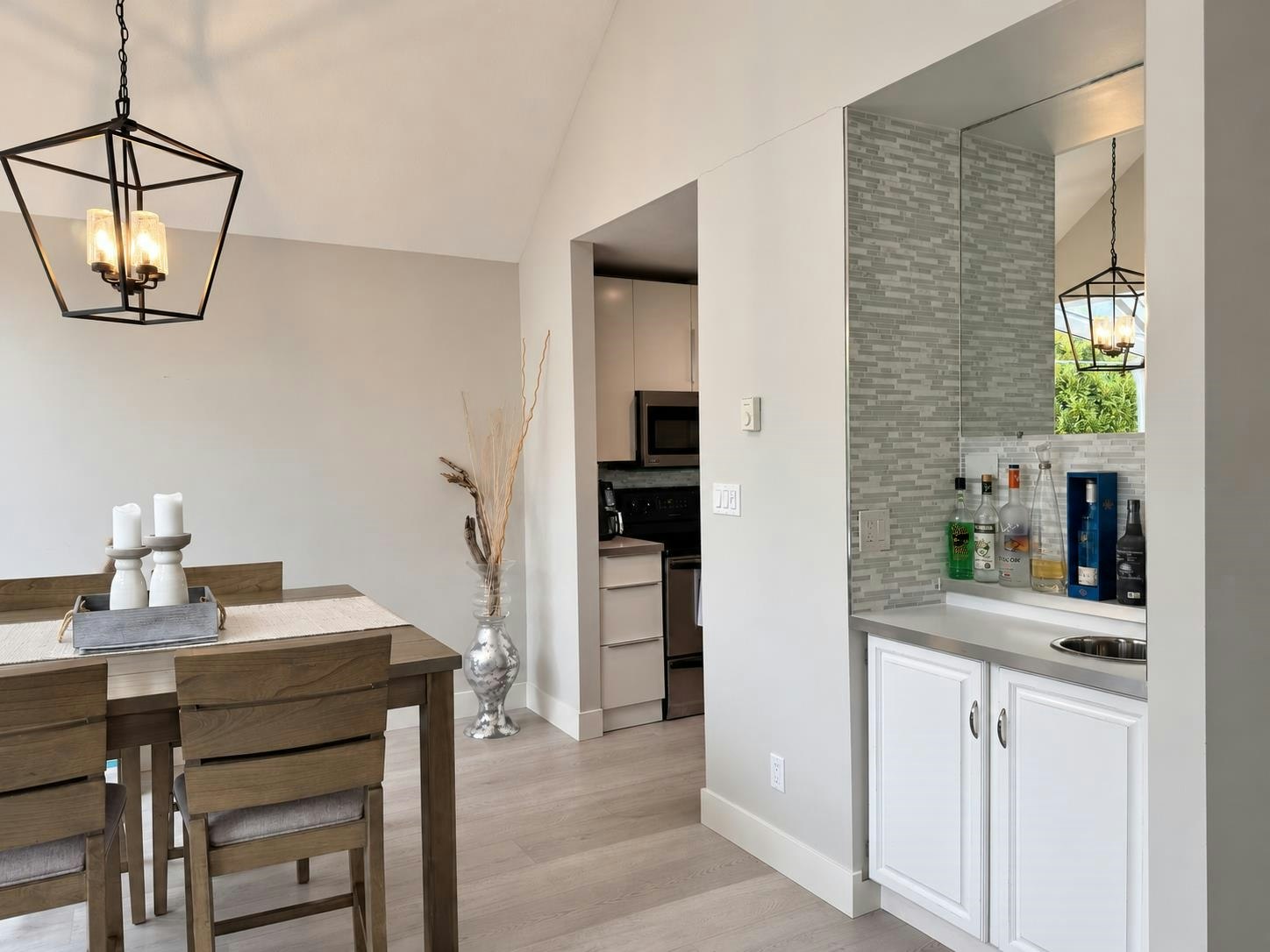 14848 Beachview Avenue, Surrey, BC, V4B 1N7 - 7