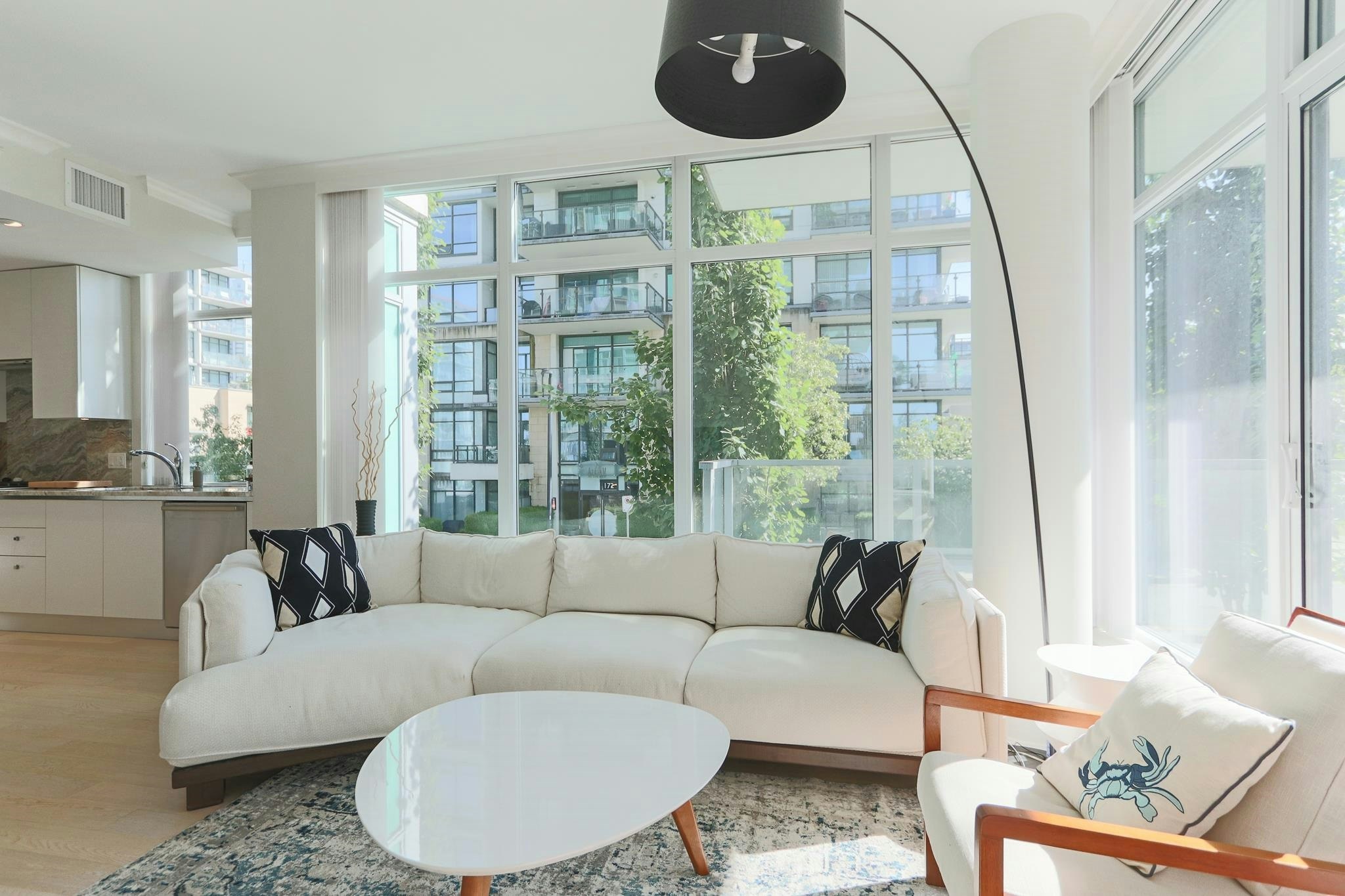211-185 Victory Ship Way, North Vancouver, BC, V7L 0B2 - 6