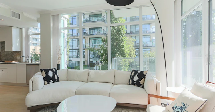 211-185 Victory Ship Way, North Vancouver, BC, V7L 0B2 - 6