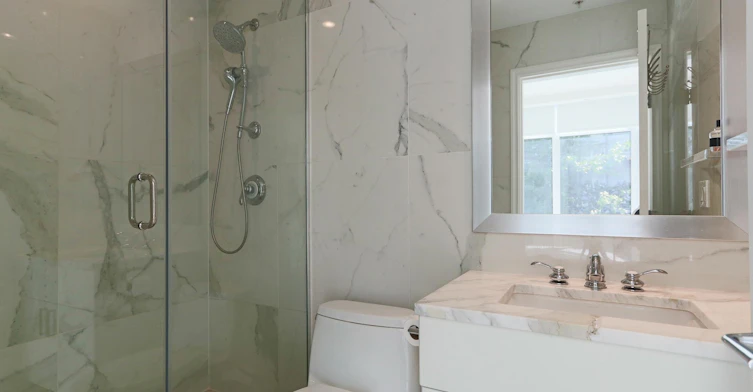 211-185 Victory Ship Way, North Vancouver, BC, V7L 0B2 - 14