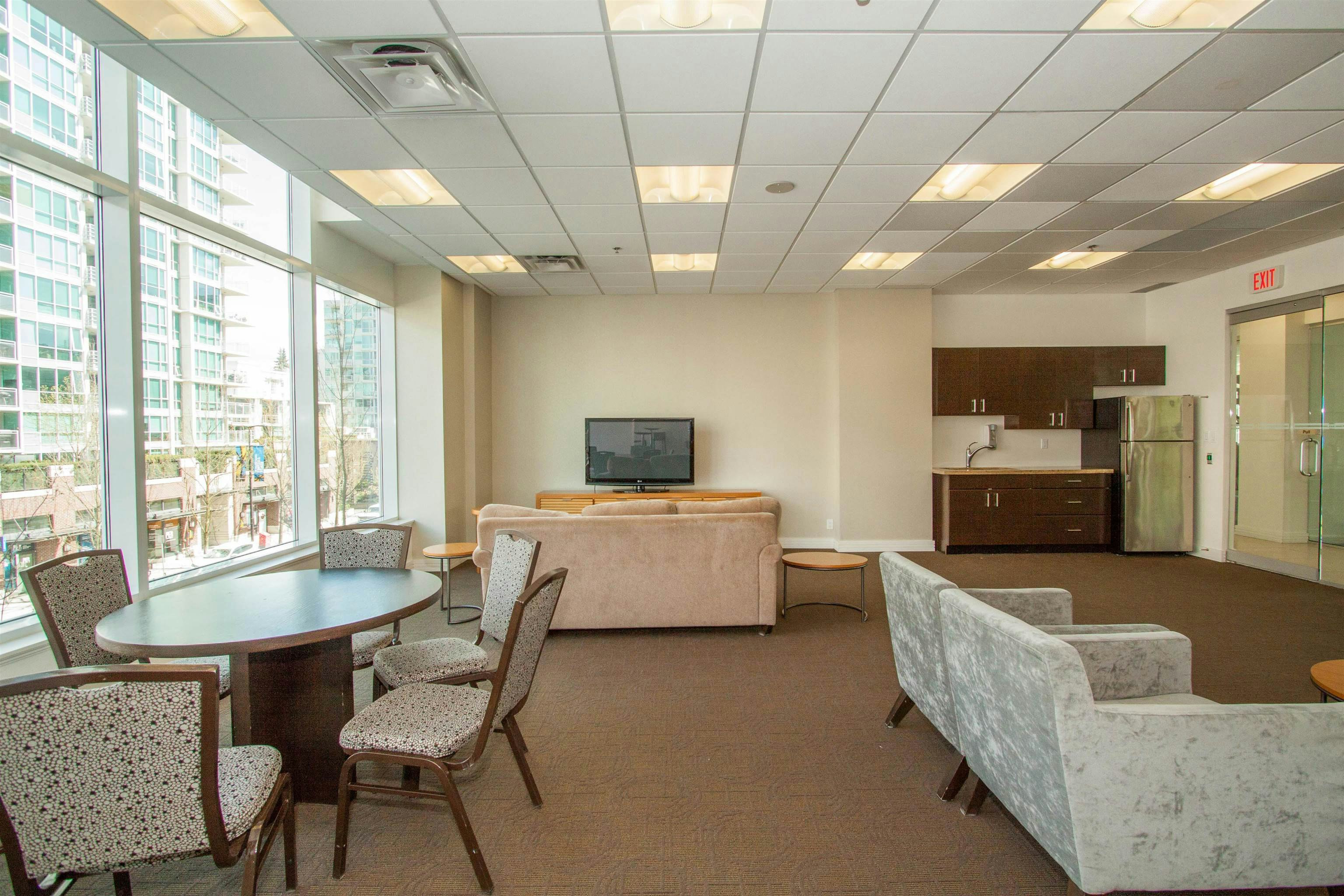 211-185 Victory Ship Way, North Vancouver, BC, V7L 0B2 - 23