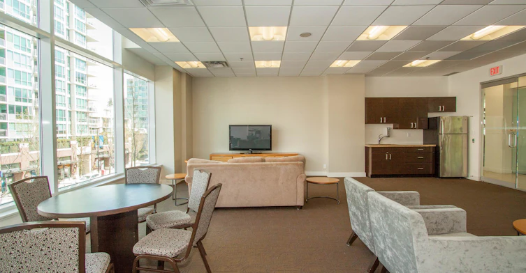 211-185 Victory Ship Way, North Vancouver, BC, V7L 0B2 - 23