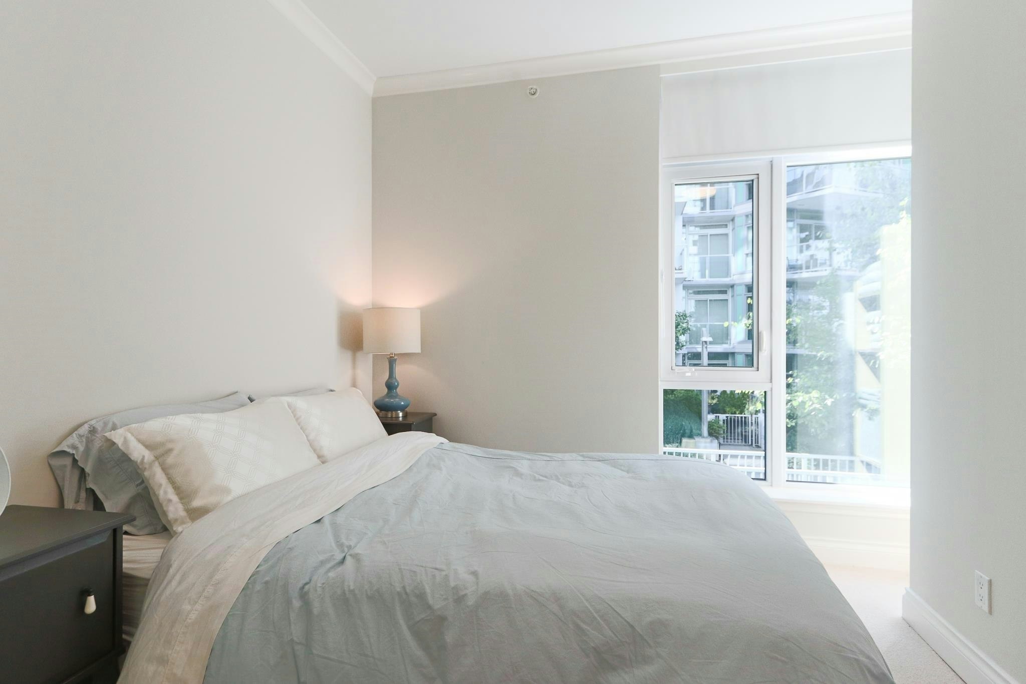 211-185 Victory Ship Way, North Vancouver, BC, V7L 0B2 - 11