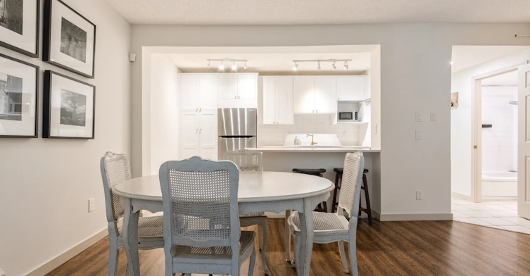 110-1655 Nelson Street, Vancouver, BC, V6G 1M4 - 6