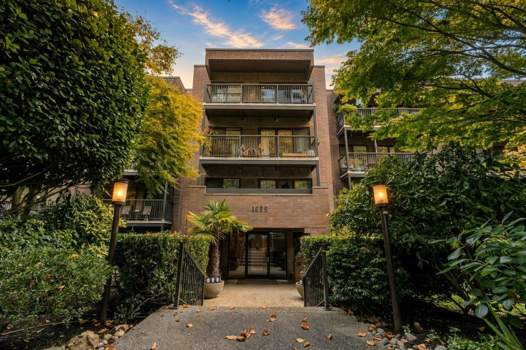 110-1655 Nelson Street, Vancouver, BC, V6G 1M4